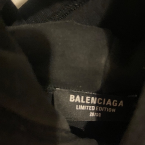 Dubai Balenciaga Men’s Hoodie Limited Edition - Picture 3 of 3